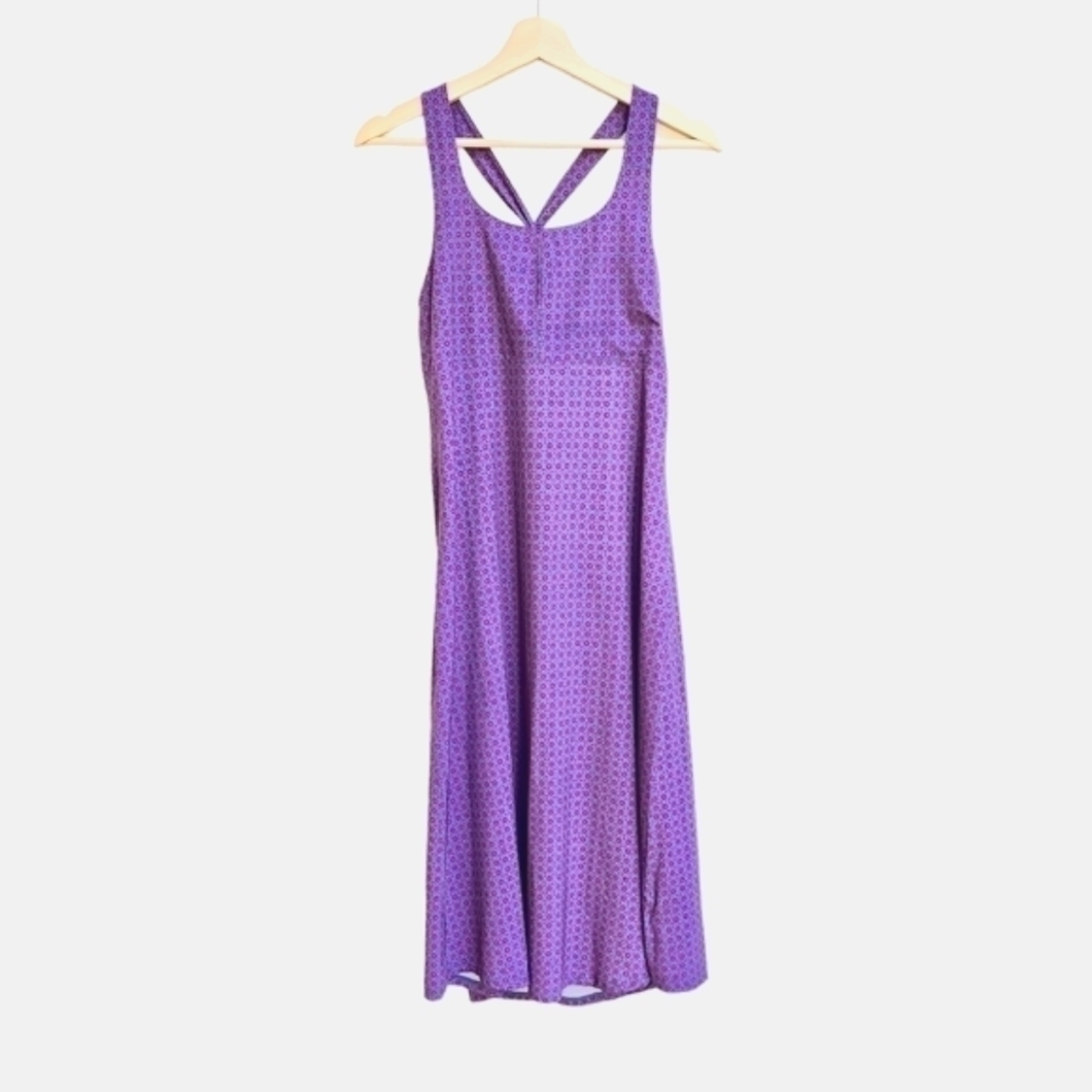 Columbia PFG Athleisure Fishing Sport Dress, Purple Ultra Lightweight Size Small